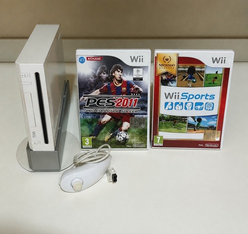 Nintendo wii nunchuk pes - nintendo,